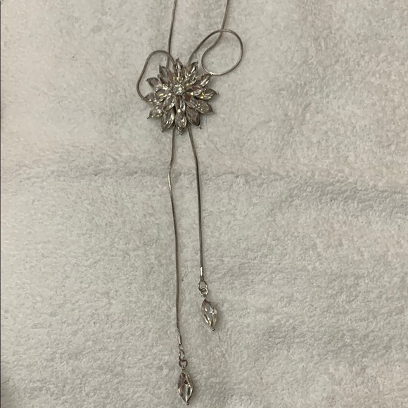 Silver Starburst Pendant Necklace adjustable sliding with Crystal Accents - Picture 4 of 7